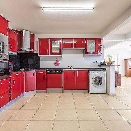 Appartamento Chez Gerty Et Jocelyn Le Moule Esterno foto
